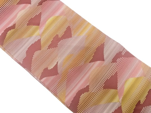 JAPANESE KIMONO / WEAVING A HORIZONTAL TIERED PATTERN / A MOUNTAIN RAN